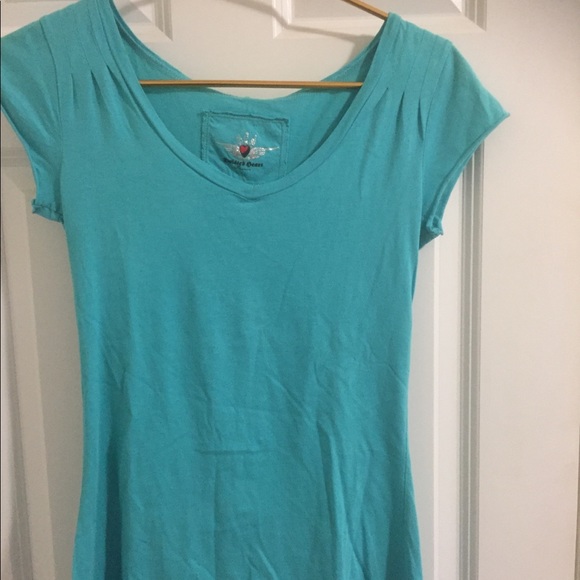 Twisted Heart tee - Picture 2 of 4